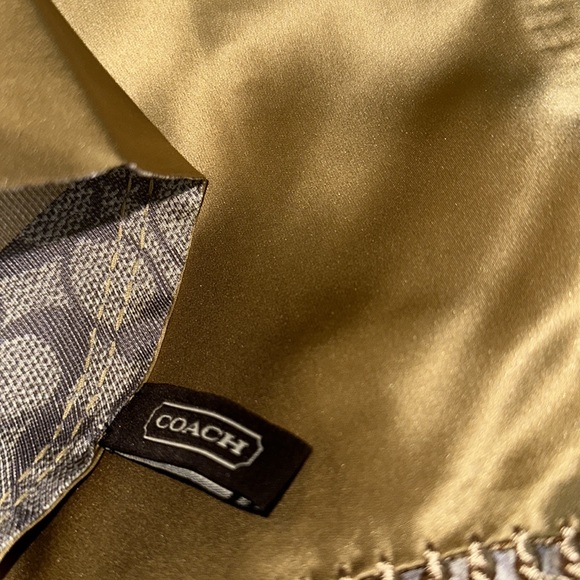 Coach Signature Long Scarf - Picture 7 of 9